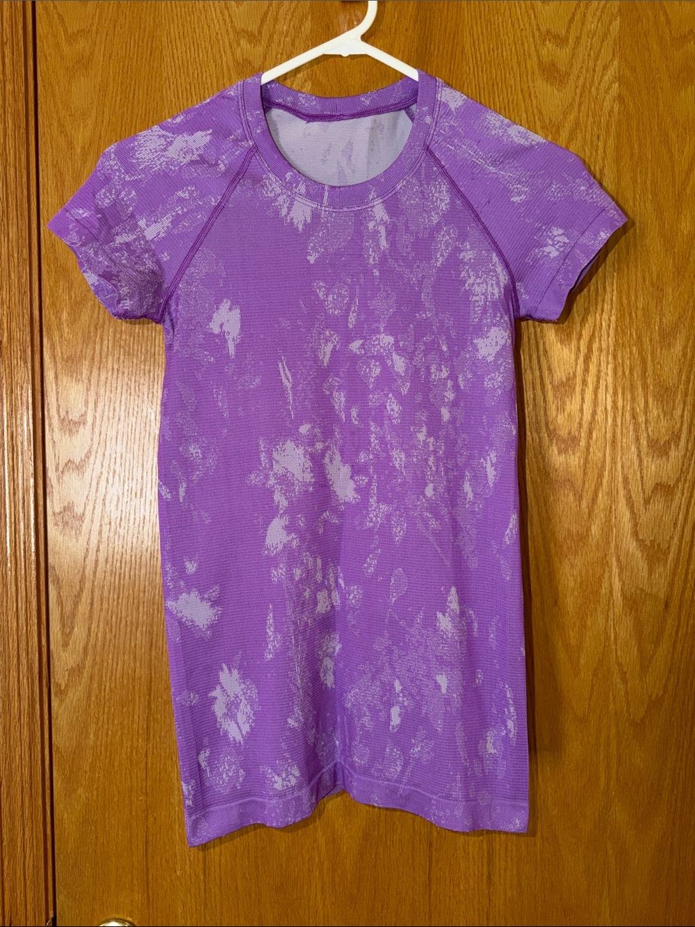 Lululemon T-shirt
